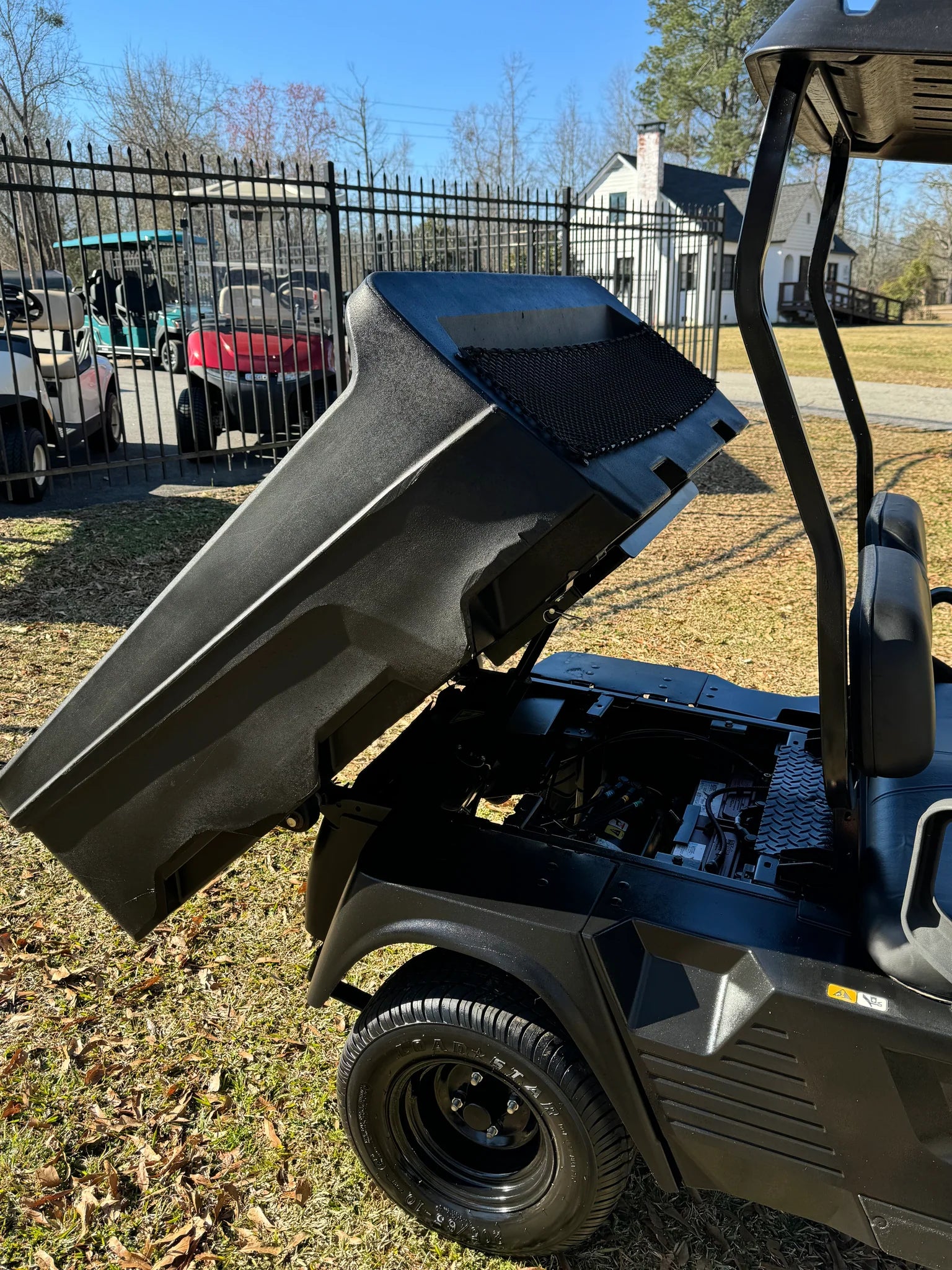 Cushman Hauler Gas – Electric Poly Box